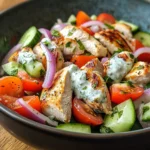 Mediterrane Köstlichkeit Tzatziki Hähnchensalat